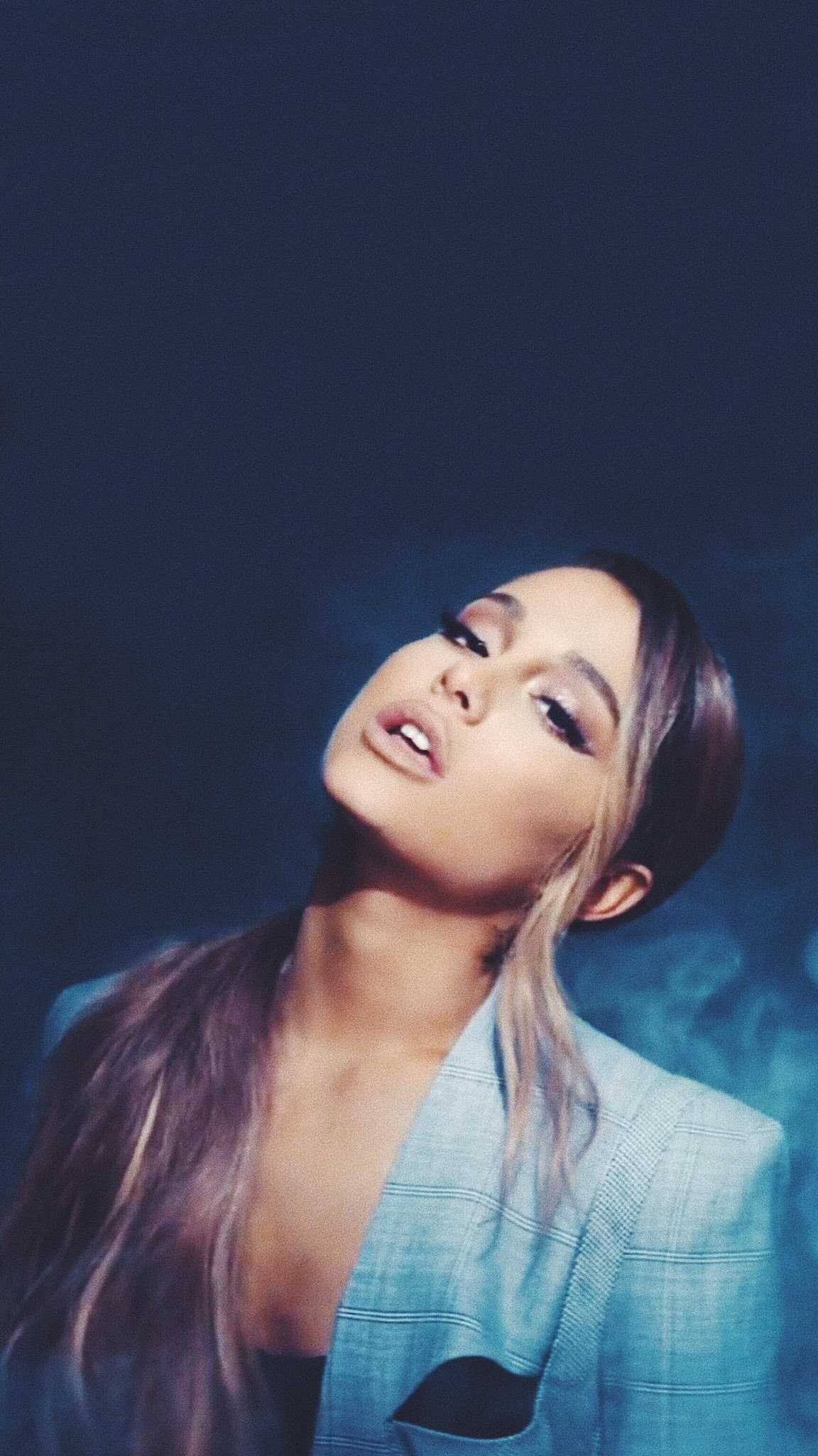 Ariana Grande Wallpaper - NawPic
